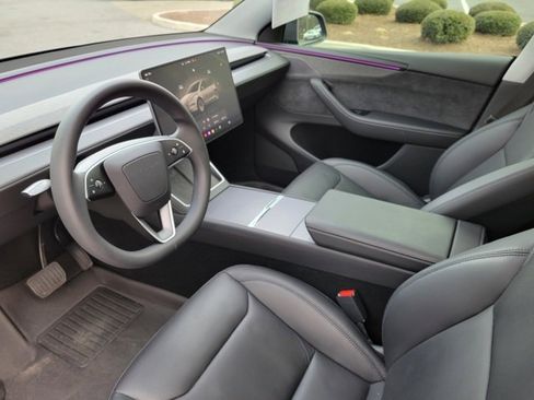 Used 2026 Tesla Model Y Long Range image 26