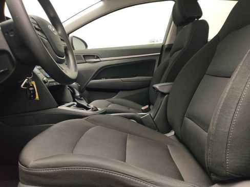 Used 2018 Hyundai Elantra SEL FWD image 17
