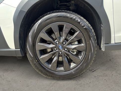 Certified 2025 Subaru Outback Onyx Edition AWD/4WD image 14