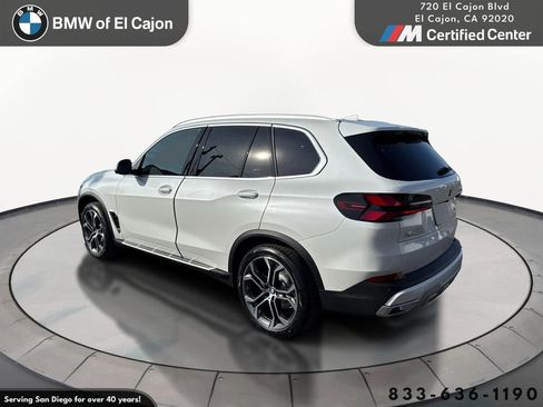 New 2026 BMW X5 sDrive40i image 7