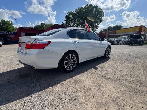 Used 2014 Honda Accord Sport image 4