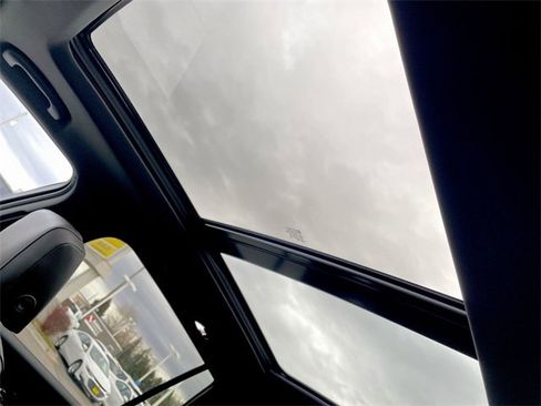 Used 2024 Cadillac XT6 Sport image 22