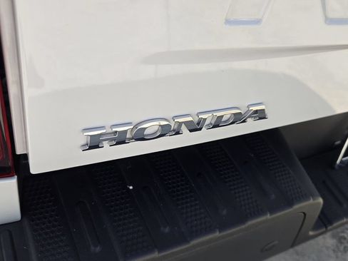 Used 2025 Honda Ridgeline Black Edition image 14