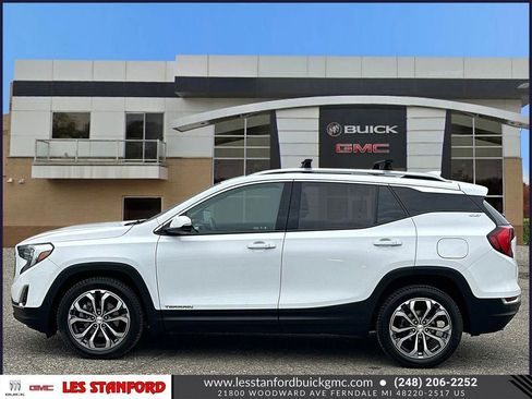 Used 2019 GMC Terrain SLT w/ Preferred Package AWD/4WD image 2