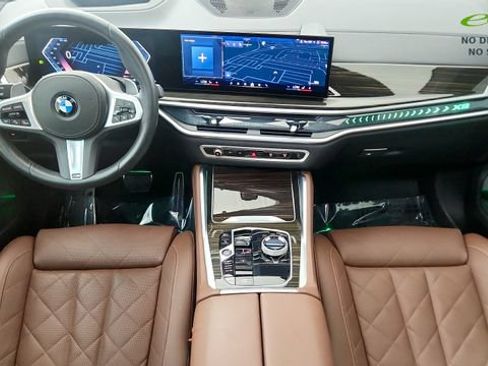 Used 2025 BMW X6 xDrive40i w/ Executive Package AWD/4WD image 52
