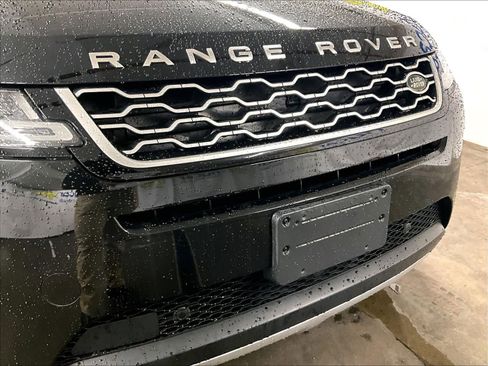 Used 2023 Land Rover Range Rover Evoque SE image 31
