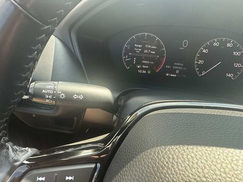 Used 2025 Honda HR-V EX-L image 30