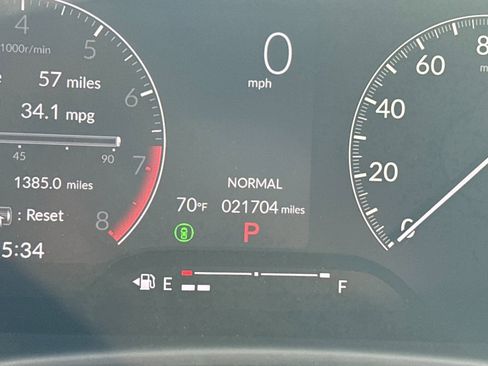 Used 2024 Honda Civic Sport image 25