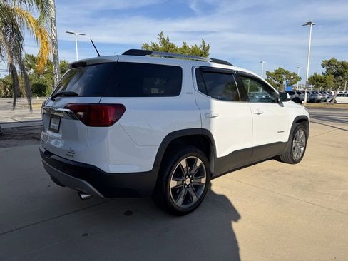 Used 2017 GMC Acadia SLT image 4