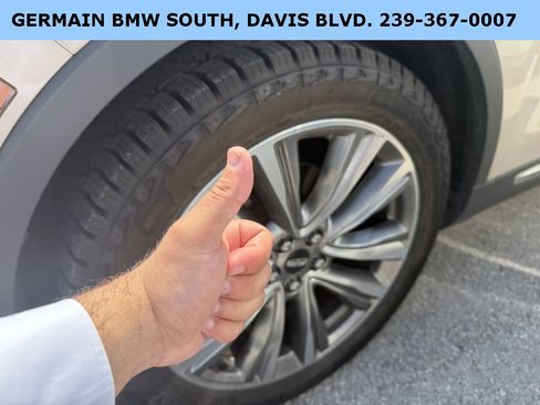 Used 2017 Lincoln MKX Reserve w/ Driver Assistance Package image 17