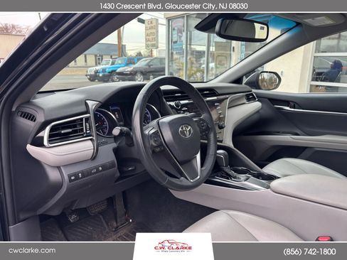 Used 2018 Toyota Camry SE w/ Audio Package image 14