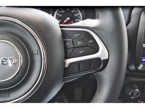Used 2023 Jeep Renegade Latitude AWD/4WD image 23