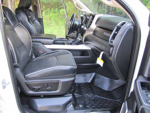 Used 2022 RAM 2500 Laramie AWD/4WD image 21