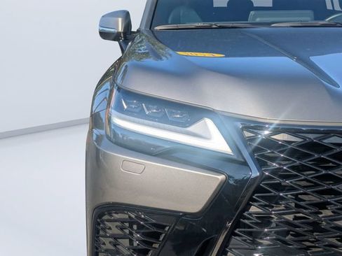 Used 2024 Lexus LX 600 F Sport AWD/4WD image 9