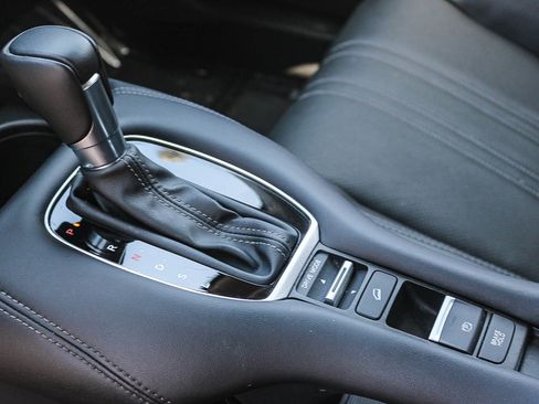 Used 2025 Honda HR-V EX-L image 20