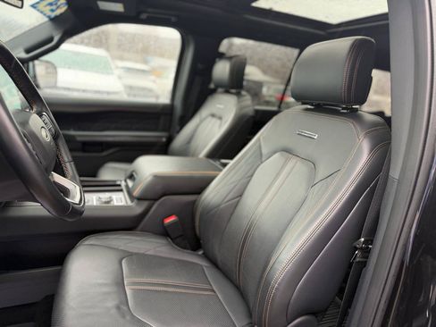 Used 2024 Ford Expedition Max Platinum AWD/4WD image 13