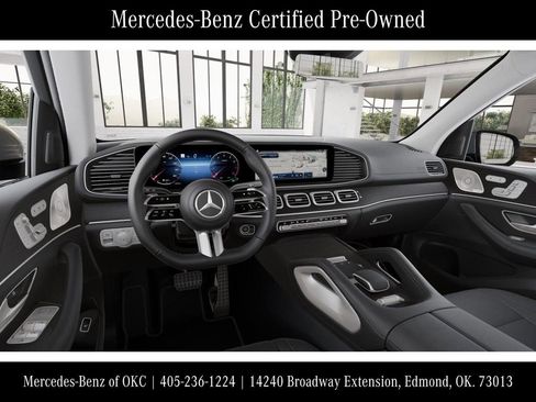 Used 2026 Mercedes-Benz GLS 450 4MATIC image 3