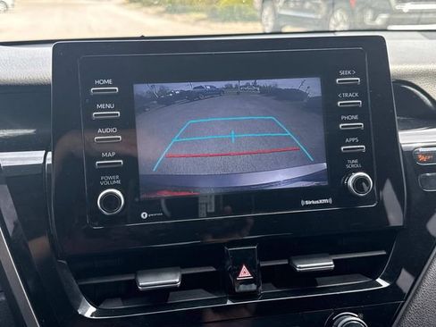 Used 2021 Toyota Camry SE image 32