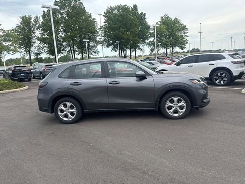 Certified 2024 Honda HR-V LX image 8