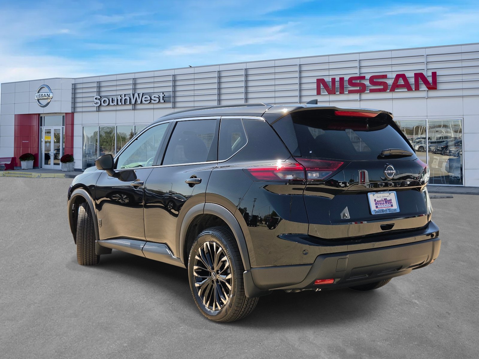 New 2026 Nissan Rogue Dark Armor FWD image 7