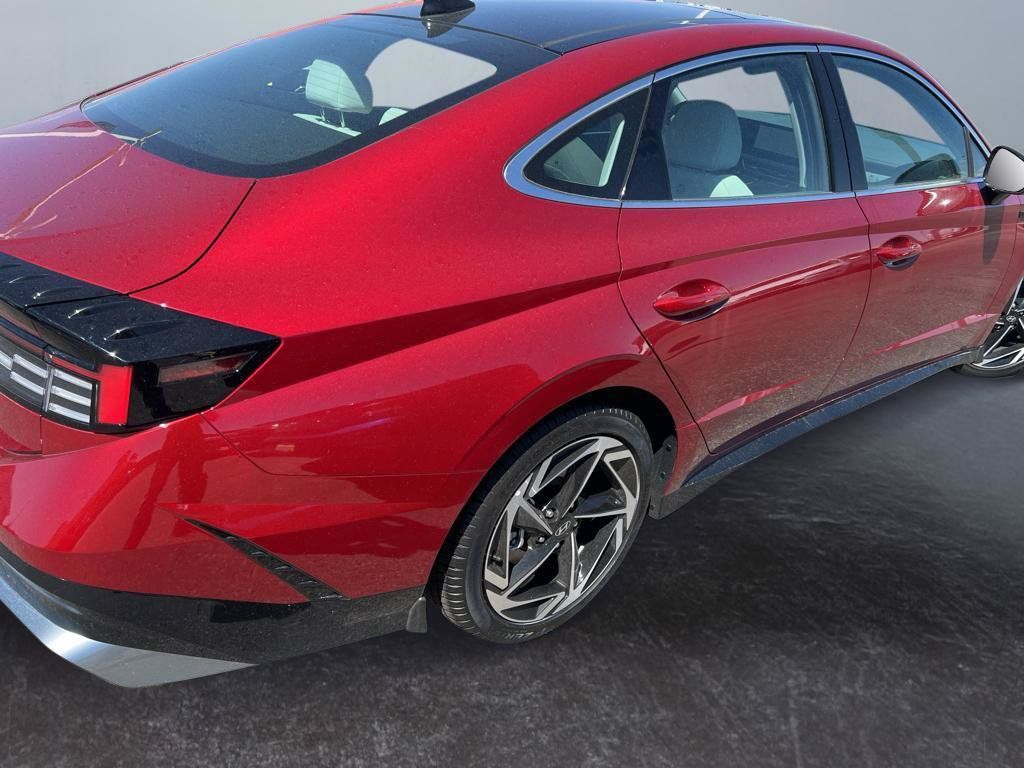 New 2024 Hyundai Sonata SEL w/ Convenience Package FWD image 5