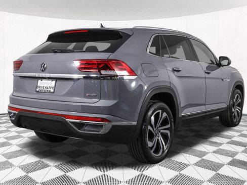 Used 2022 Volkswagen Atlas Cross Sport SEL image 19