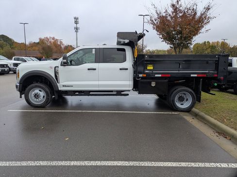 New 2025 Ford F450 XL image 7