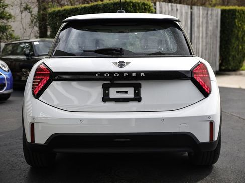 New 2026 MINI Cooper 2-Door Hardtop image 9