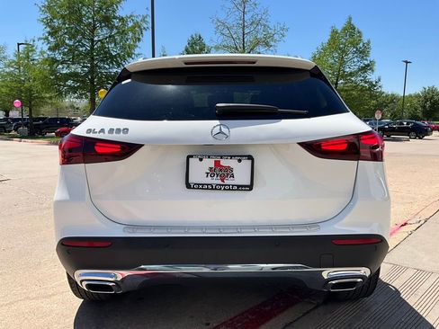 Used 2025 Mercedes-Benz GLA 250 image 7