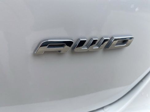 Used 2024 Ford Edge SEL image 15