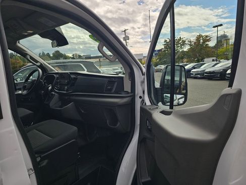 Used 2024 Ford Transit 250 Low Roof w/ Exterior Upgrade Package RWD image 29