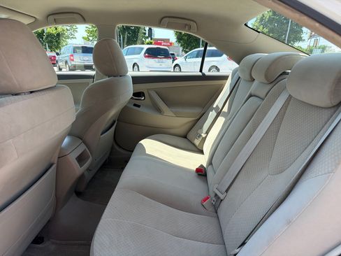 Used 2009 Toyota Camry LE FWD image 20
