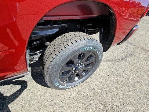 New 2024 RAM 2500 Big Horn w/ Night Edition AWD/4WD image 9
