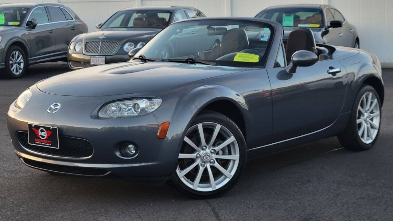 Used 2008 MAZDA MX-5 Miata Touring RWD image 2