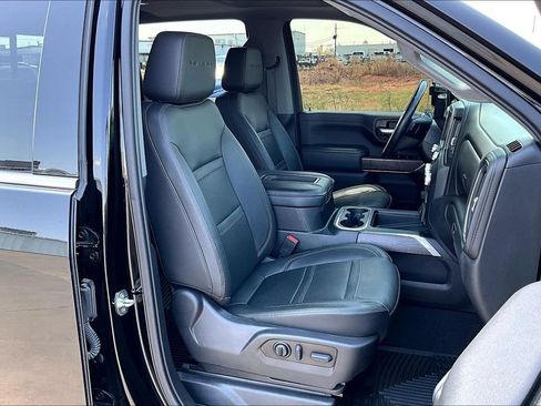 Used 2022 GMC Sierra 2500 Denali w/ Denali Ultimate Package AWD/4WD image 9