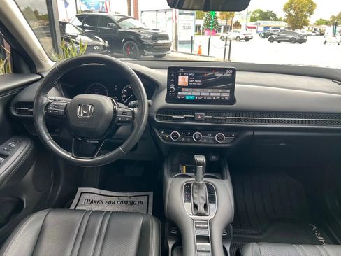 Used 2023 Honda HR-V EX-L image 17