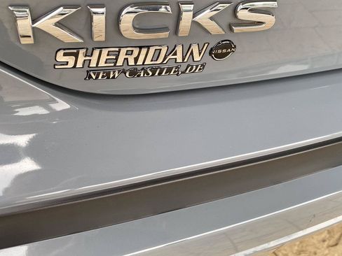 Certified 2024 Nissan Kicks SR w/ SR Premium Package FWD image 8