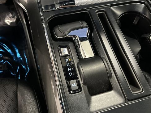 Used 2023 Ford F150 Lariat w/ Equipment Group 502A High image 32