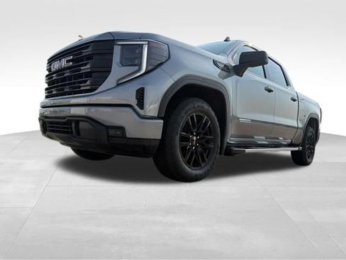 Used 2023 GMC Sierra 1500 Elevation AWD/4WD image 5