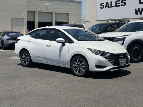 Used 2024 Nissan Versa SV FWD image 1
