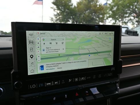 Used 2024 GMC Hummer EV 2X w/ LPO, Illumination Package AWD/4WD image 12