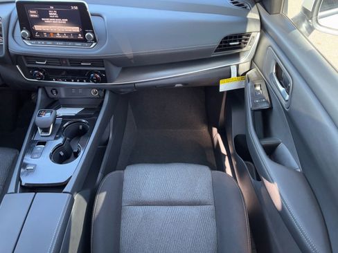 New 2026 Nissan Rogue SV w/ Cold Weather Package FWD image 17