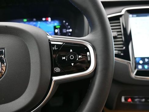 Used 2023 Volvo XC90 T8 Ultimate w/ Protection Package image 25