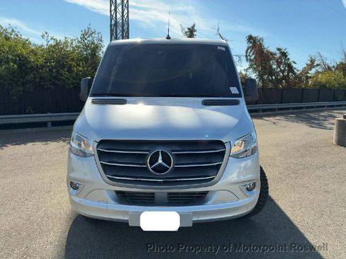 Used 2022 Mercedes-Benz Sprinter 2500 image 24