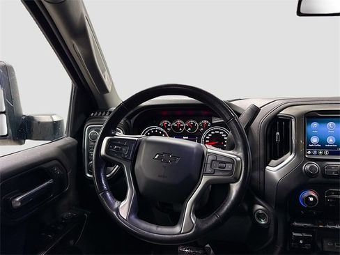 Used 2020 Chevrolet Silverado 1500 RST image 23