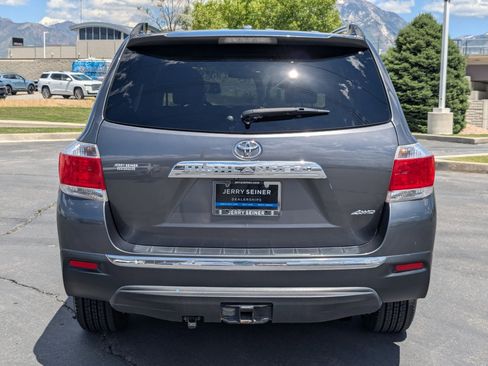 Used 2013 Toyota Highlander Limited AWD/4WD image 4