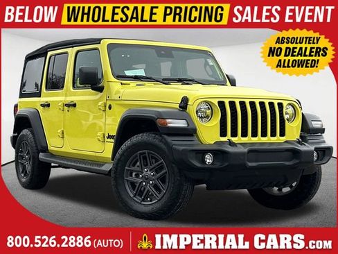 Used 2024 Jeep Wrangler Sport S image 1