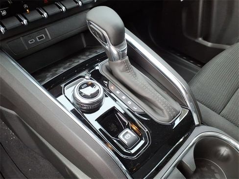 New 2026 GMC Canyon Elevation image 16