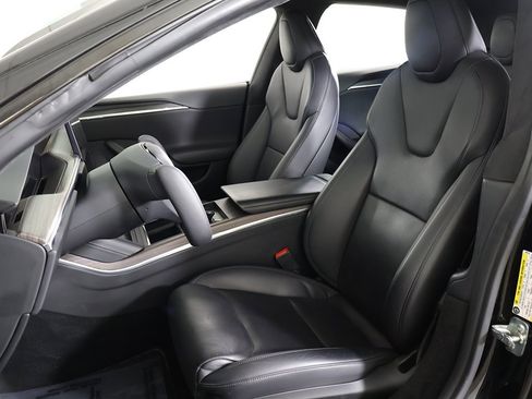 Used 2022 Tesla Model S image 33