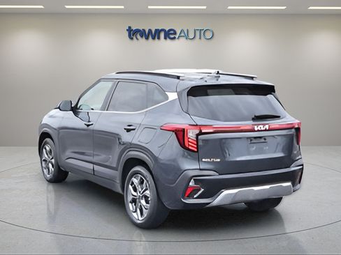Used 2024 Kia Seltos S AWD/4WD image 3